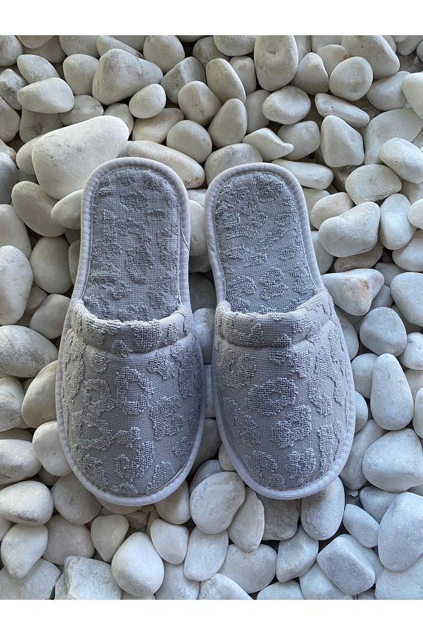 Lucy and Home-Leopard Patterned Jacquard Cotton Towel Slippers 1