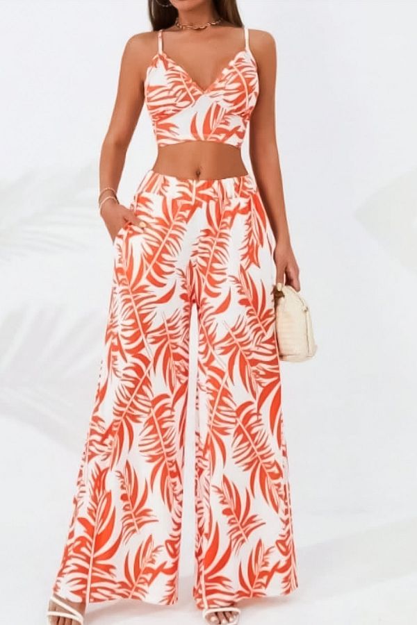ESSFASIHON-Crop Pants and Top Set - Straps, Elastic Waist, Two Side Pockets 1