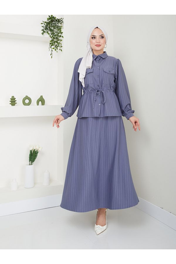 VOLT CLOTHİNG-طقم نسائي بياقة قميص مخططة وتنورة برباط على الخصر 1