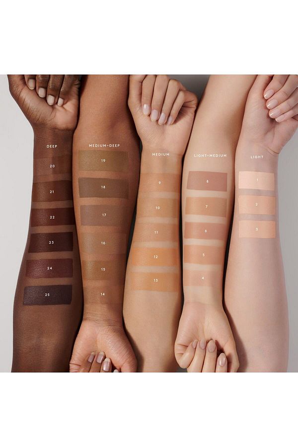 FENTY BEAUTY Foundation 22 Eaze Drop Blur and Smooth Tint Stick 41 g Trendyol