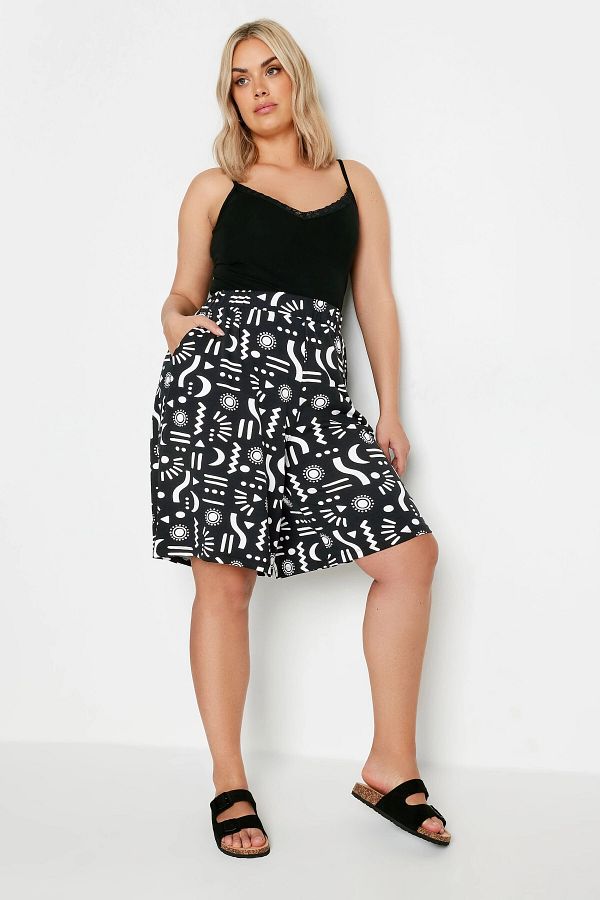 Stil Diva-Patterned Large Size Lycra Shorts - Loose Cut, Elastic Waist145101 1