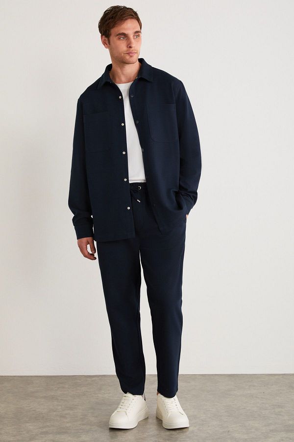 GRIMELANGE-Huxley Herren-Hose mit normaler Paspelbeine, normaler Spitze, Taille, Bio-Baumwolle, Seitentasche, Marineblau 1