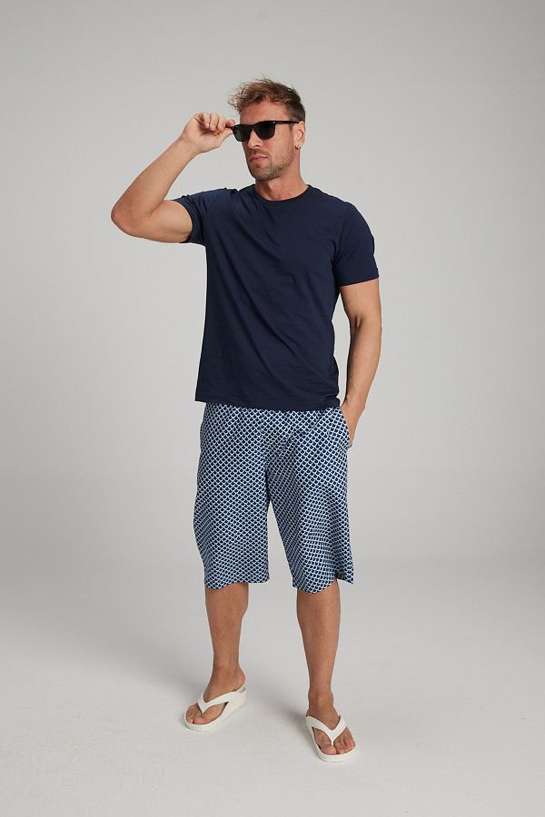 Below the knee swim trunks hotsell