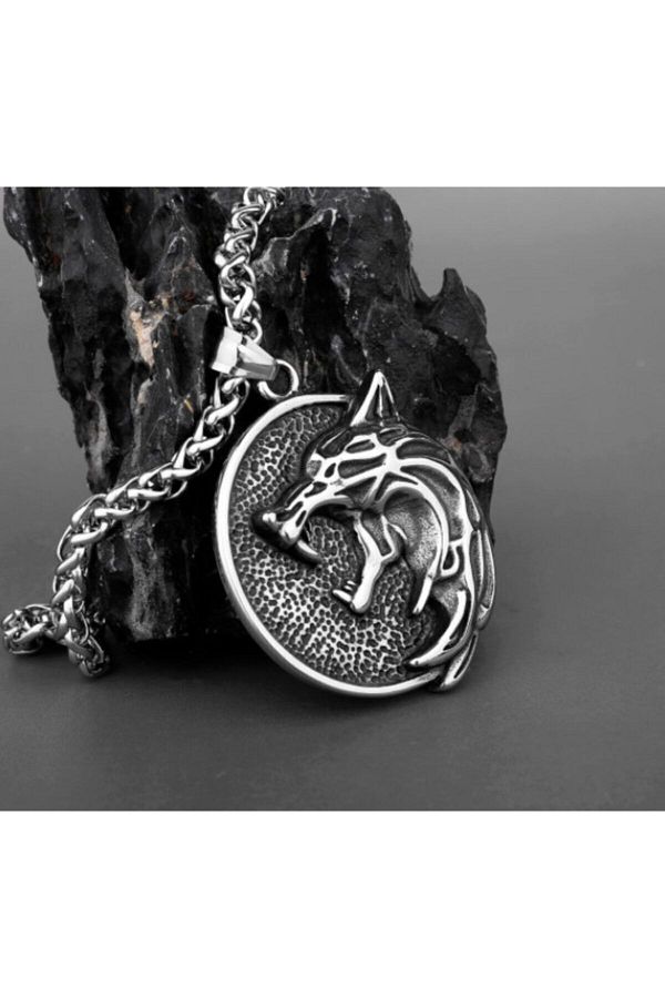 Witcher wolf necklace on sale