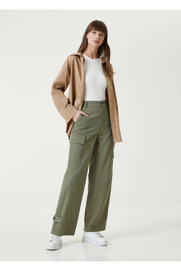 Cargo pants size 40 on sale