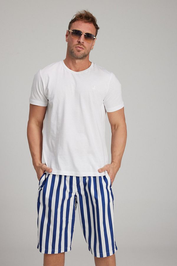 Men's below the knee swim trunks top