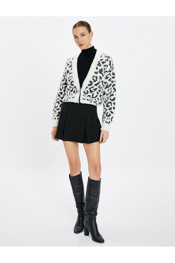 Koton-Leopard Patterned Cardigan with Stone Buttons V-Neck 1