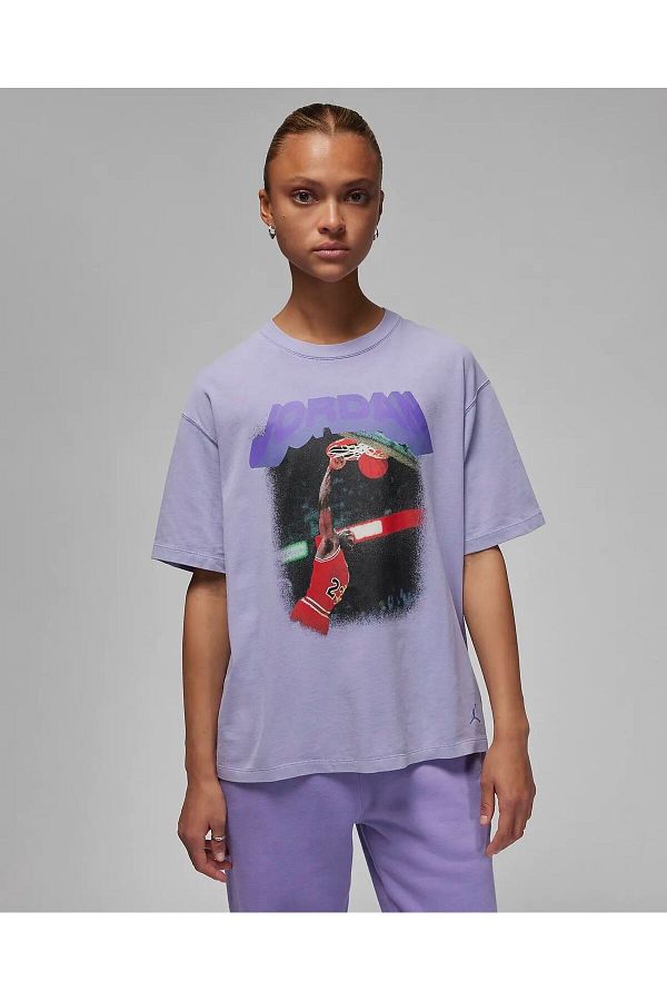 Nike Women s Graphic Jordan T Shirt NDD SPORT Trendyol