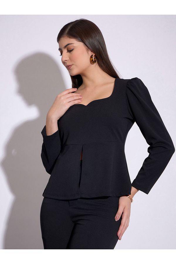 Sassafras By Styli Sweetheart Neck Peplum Top with Front Slit Trendyol