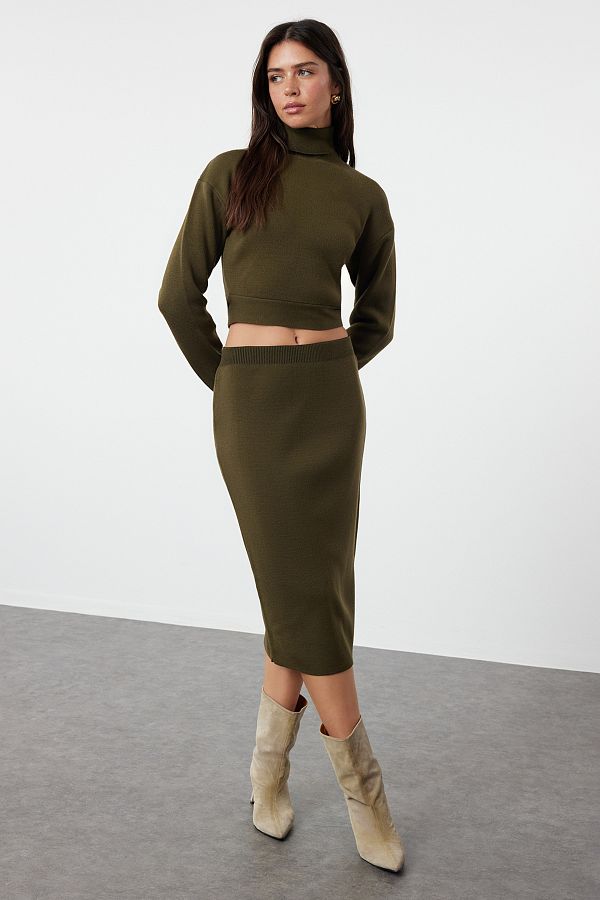 Khaki pencil skirt 2025