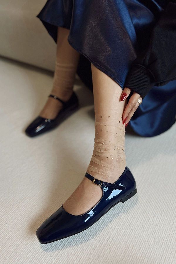 POLKA STORE Petite Navy Blue Patent Leather Closed Back Single Strap Square Toe Helmet Women s Ballerina Shoes Mary Jane Trendyol