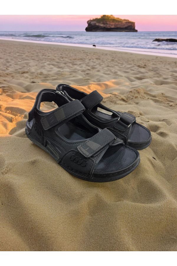 Sports company sandals 2025