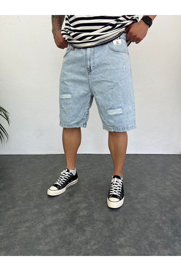 Ripped capri shorts clearance