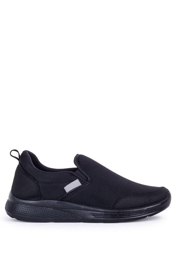 Laceless sports shoes online