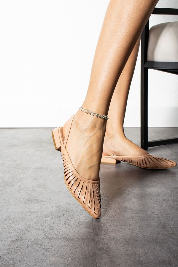 Laser cut ballet flats top
