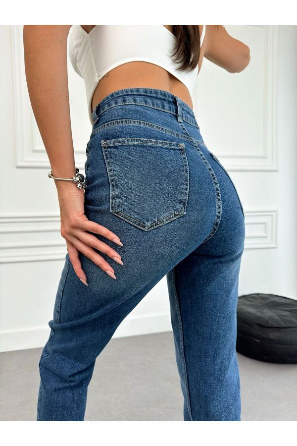 Trendy mom jeans cheap