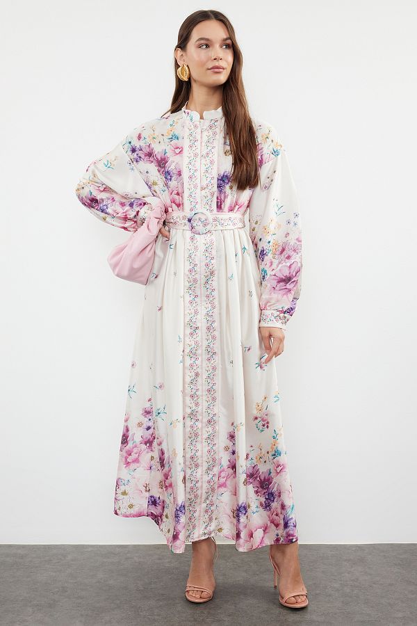 Trendyol Modest-فستان بحزام إكرو منقوش بالزهور - TCTSS24EB00247 1