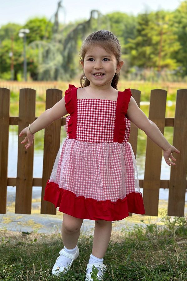 Baby fence dress shop