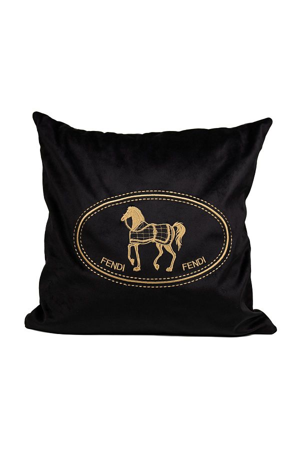 Fendi horse logo outlet