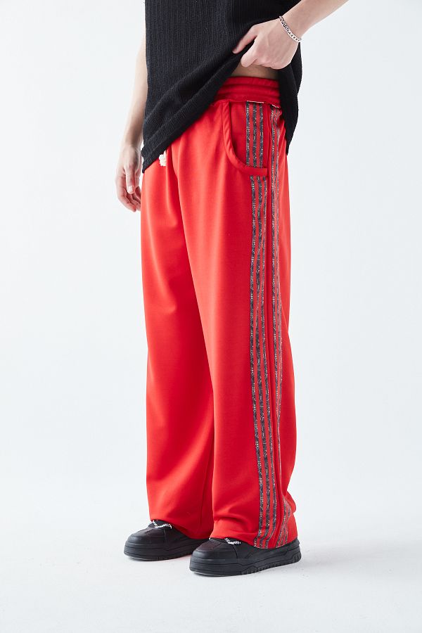 Sweatpants with red stripe store