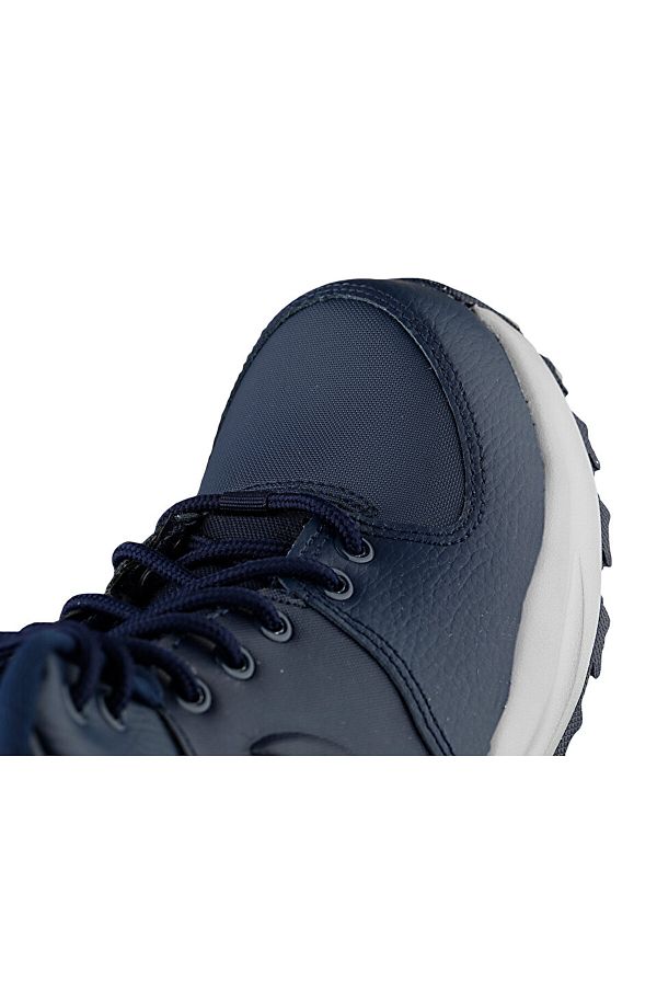 Nike manoa navy 2025