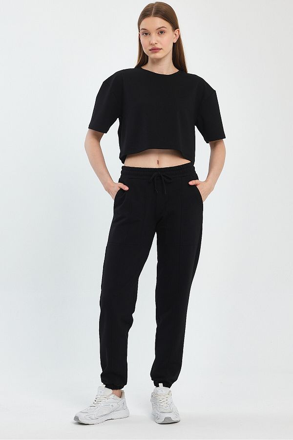 Penyelux-Black Elastic Waist and Leg Jogger Pants - 2 String Fabric 1