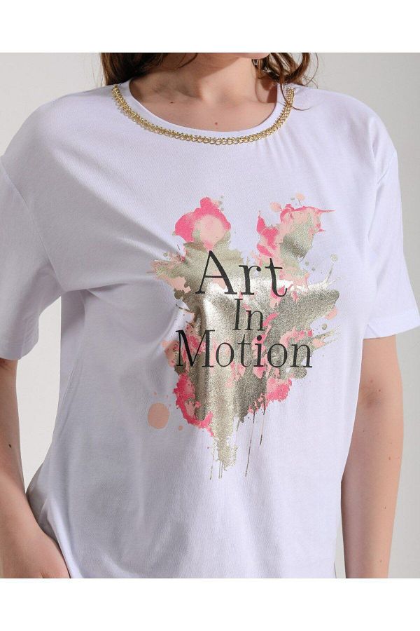 Likanya Woman s White Cotton T Shirt Collar with Gold Chain and Scalloped Print Detail Writing Supreme Fabric Trendyol
