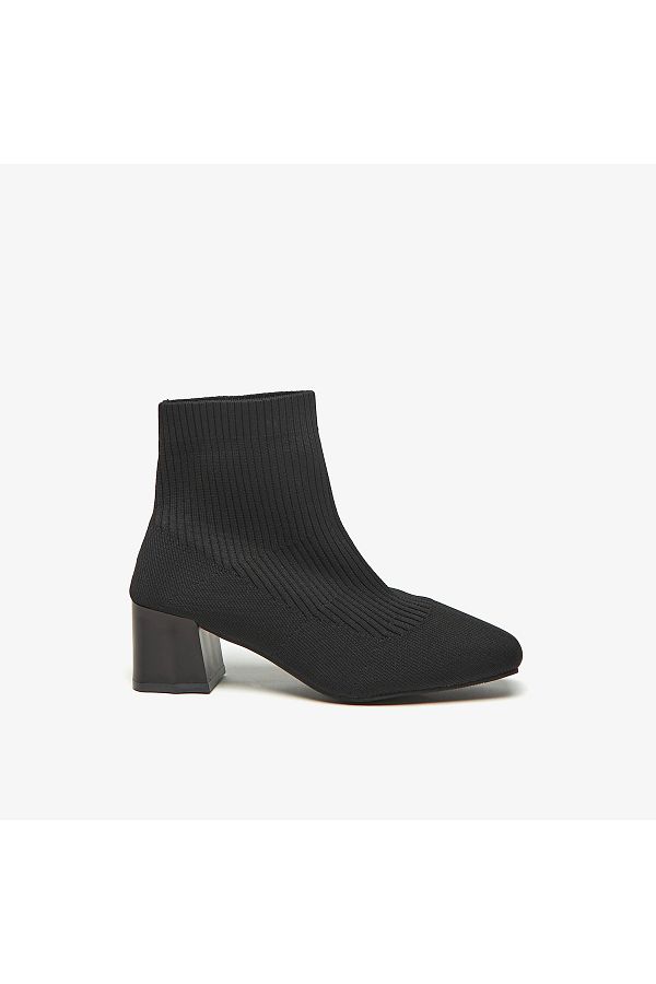 Flora Bella by Shoexpress-Ribbed Slip-On High Cut Boots with Block Heels 1