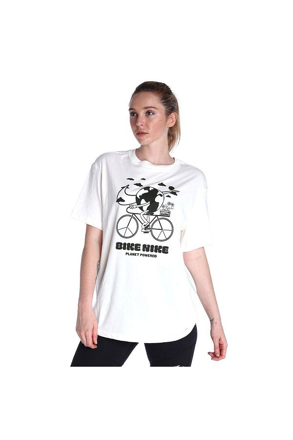 Nike Sportswear Earth Day T shirt Trendyol