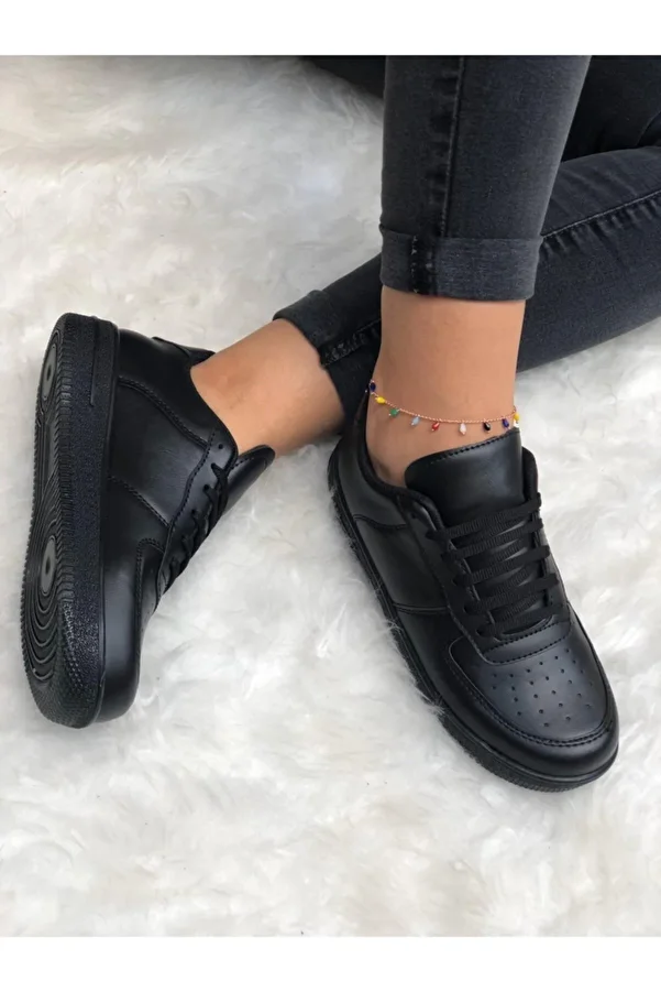 LCN-Unisex Sneakers - Comfortable and Stylish Design 1