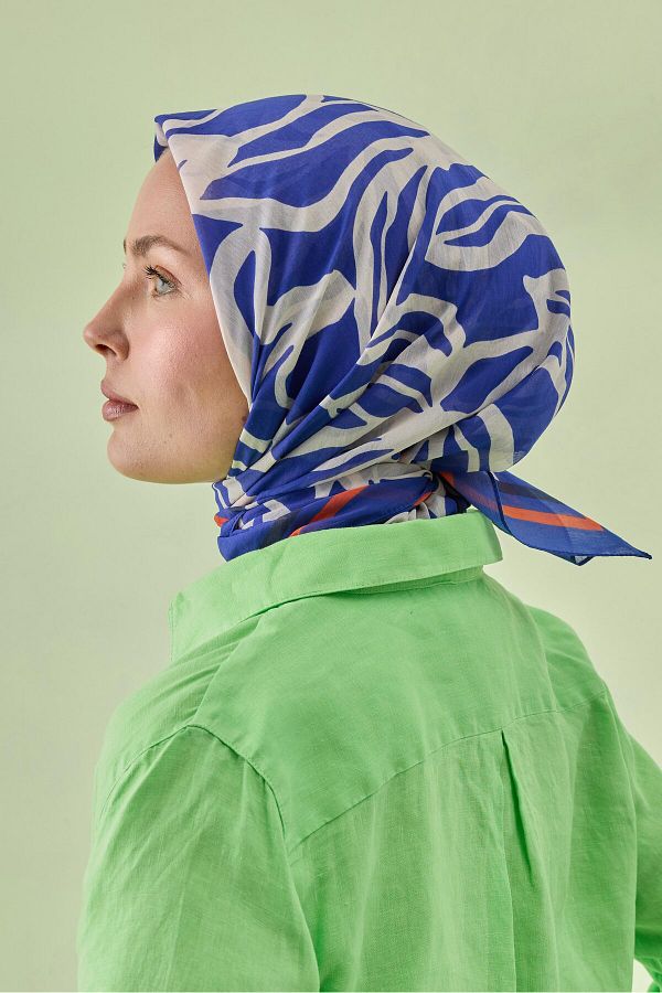Cardion-Ivy Patterned Cotton Silk Scarf 1
