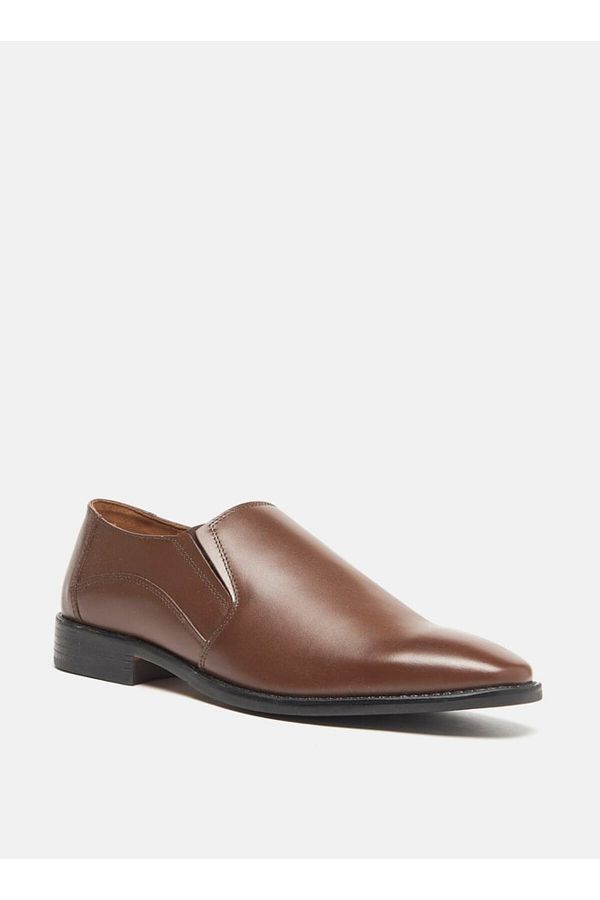 Duchini Men s Solid Slip On Loafers Trendyol