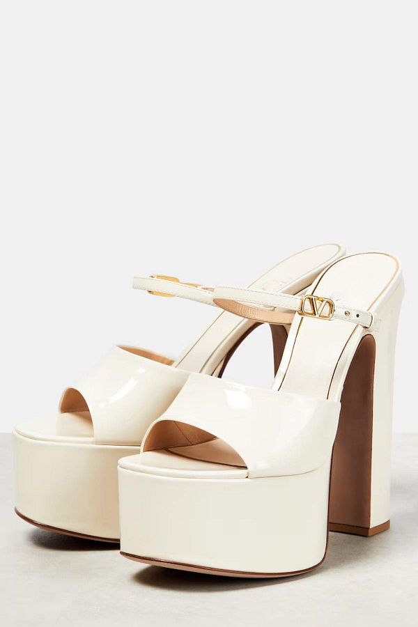 secret style-JESS Platform Heel Patent Leather Slippers 1