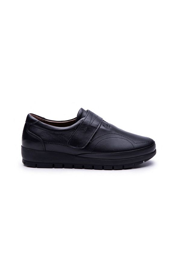 Bulldozer Black Women s Leather Comfort Shoes Trendyol