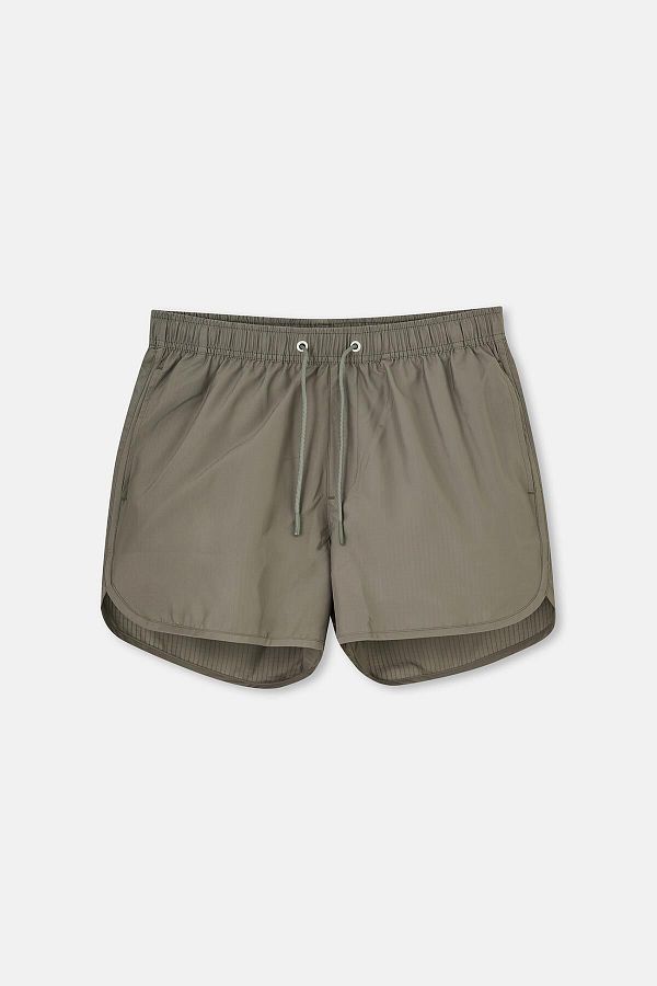Dagi-Green Mini Shorts - Stylish and Comfortable Design 1
