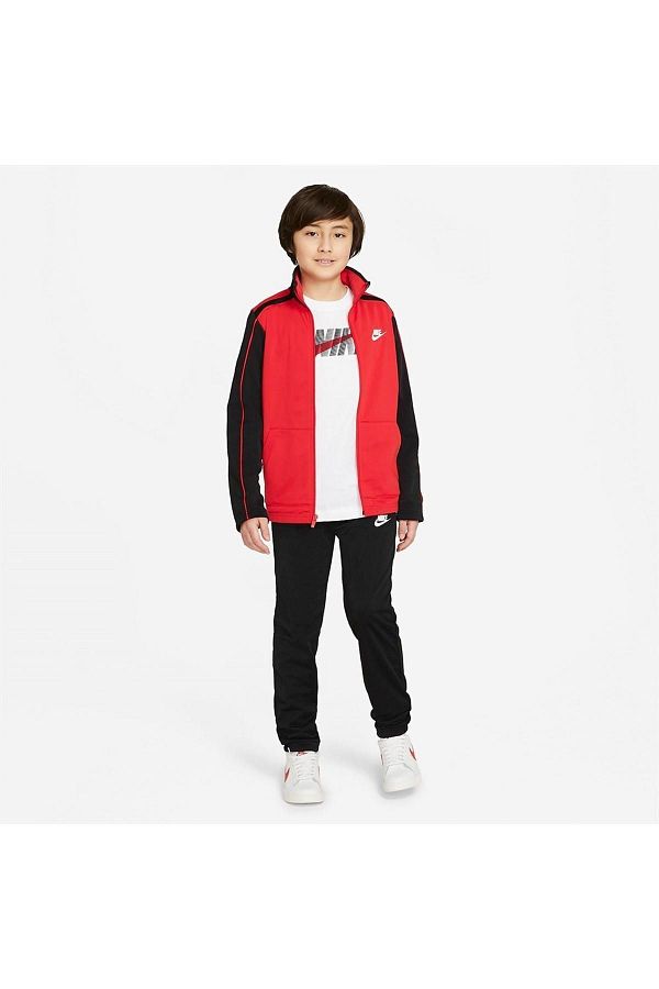Nike sweatsuit outfit hot sale