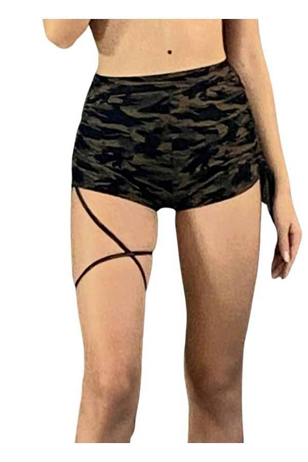 Rosy Live in style-Camouflage Patterned - Side Piping, Gathered and Opened Single Shorts 1