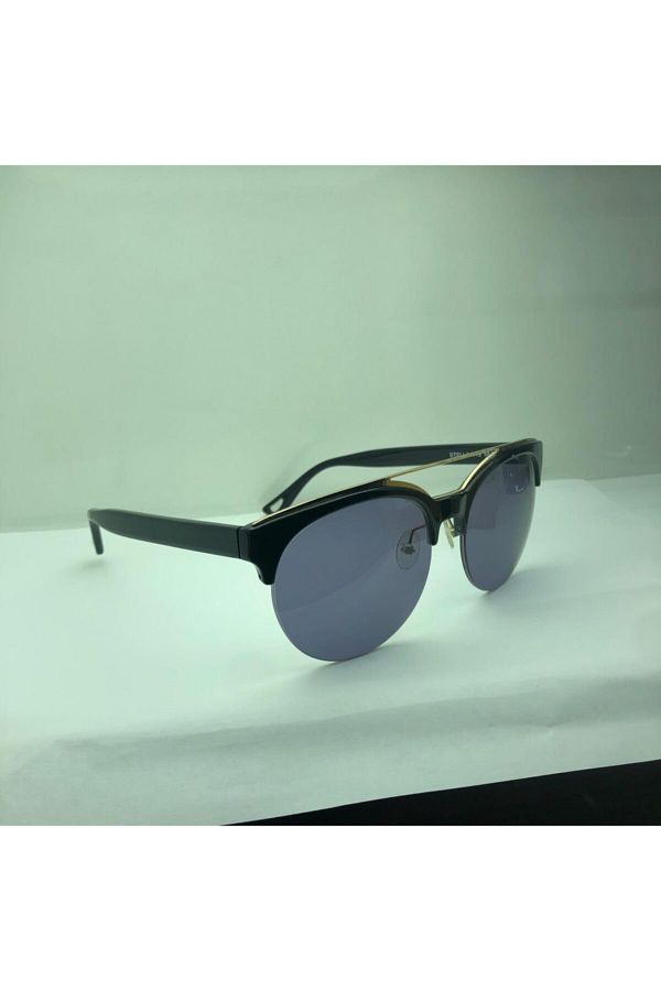 Linda Ashley-Sunglasses 1