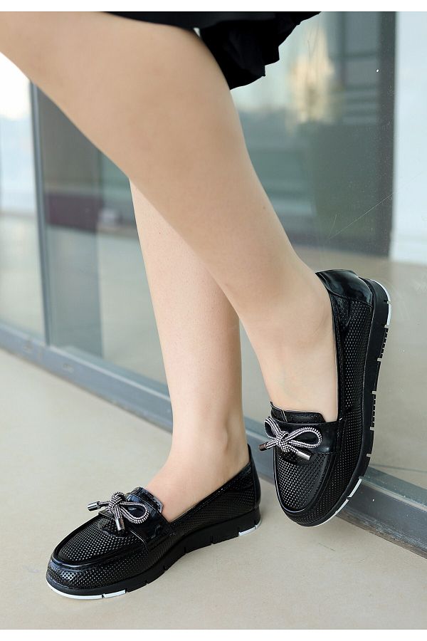 Stylish cut shoes deals