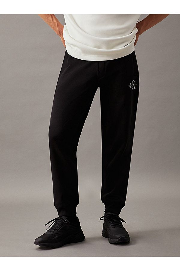 Calvin klein monogram joggers store