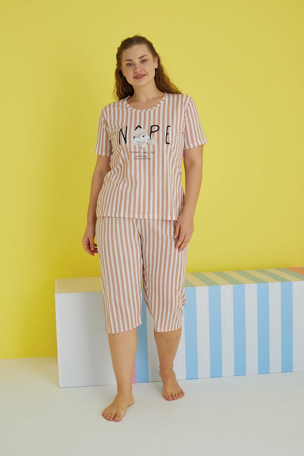 Siyah İnci-Mink White Line Patterned Curve Large Size Oversize Capri Set 1