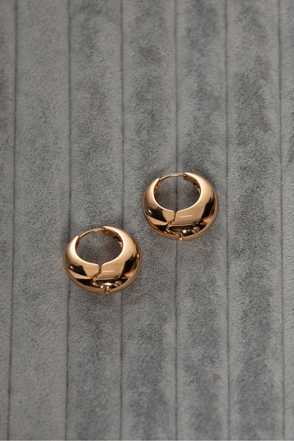 Stylish hoop earrings discount