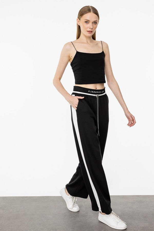 ON Sweatpants Side Stripe Detailed Trendyol