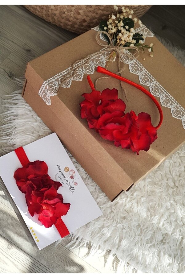 çiğdem kaya design Kırmızı Ortanca Çiçekli Özel Tasarım Anne Bebek Lohusa Taç Takımı