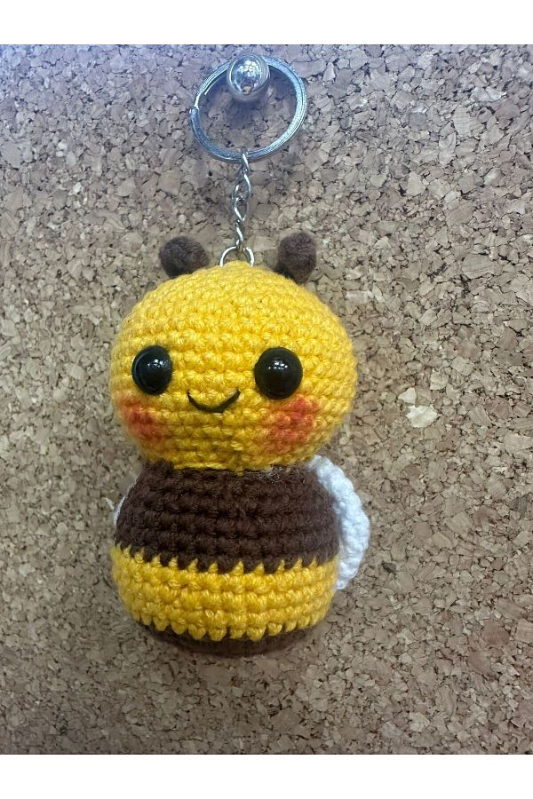 ZUĞA TAKI-Hand Knitted, Amigurumi Bee Keychain, Cute Bee, Car-Bag Ornament 1