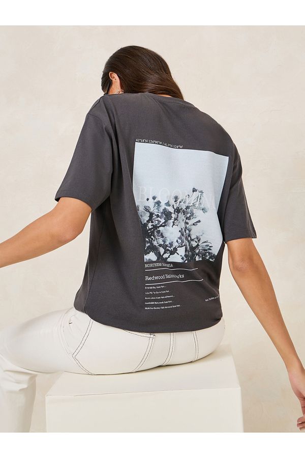 Styli Oversized Blooming Graphic Round Neck T Shirt Trendyol