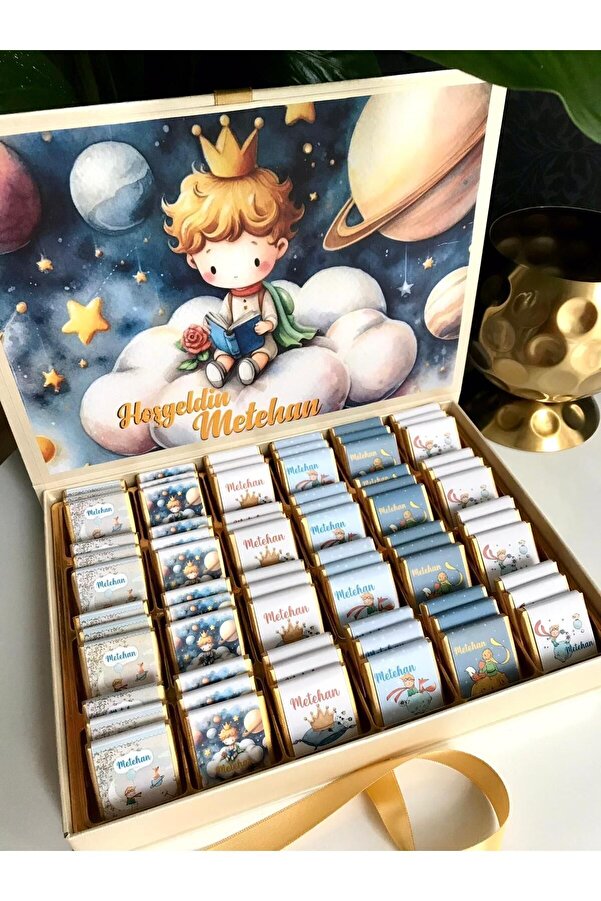 Minemiss Tasarım Lüks Kutulu İsme Özel Tasarımlı Kız-Erkek Bebek Çikolatası 60 Adet Dogum-Yaş Günü-Hediyelik Çikolata