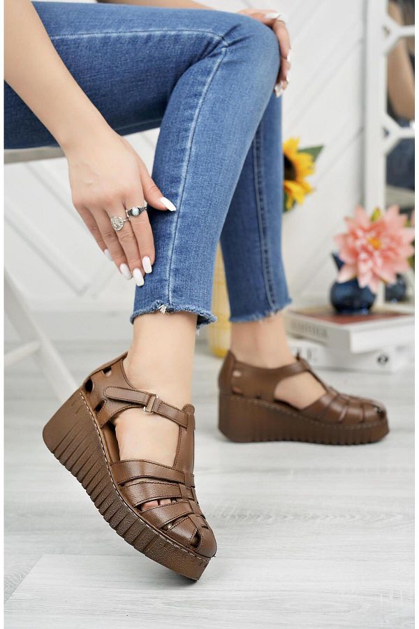 Boc lizzie wedge shop