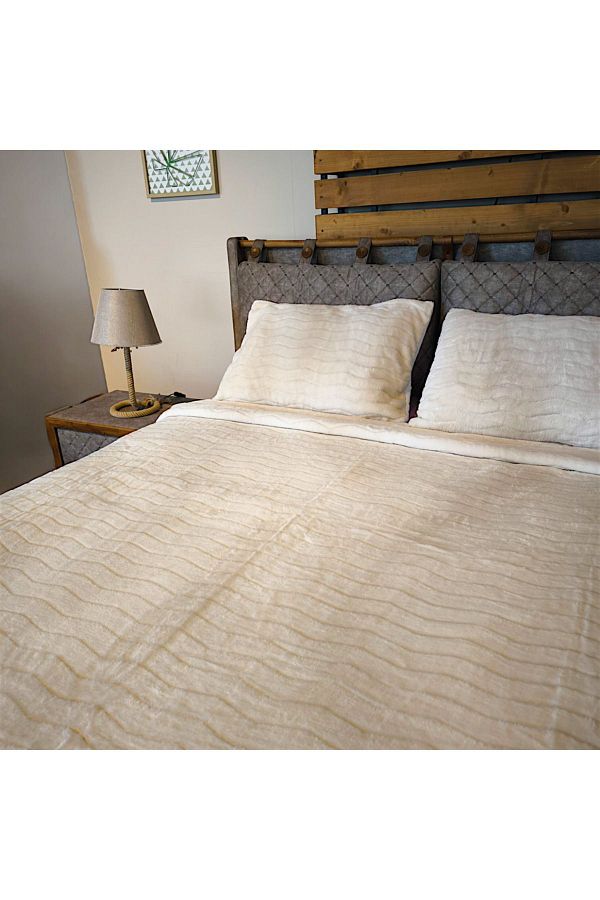 Merinos-Dream Home Cream Colored Soft Plush Double Blanket Set 1