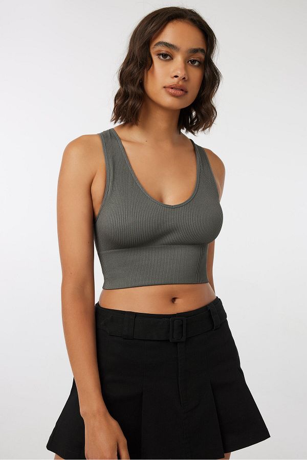 Ardene-تي شيرت أساسي بدون خياطة برقبة على شكل حرف V 1